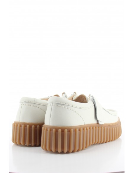 Derby Femme Clarks Torhill Bee Off White Lea En Nubuck