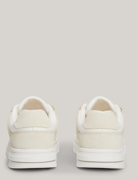 Basket de ville Tommy Hilfiger Mixte the brooklyn suede Beige EN02476-ACG