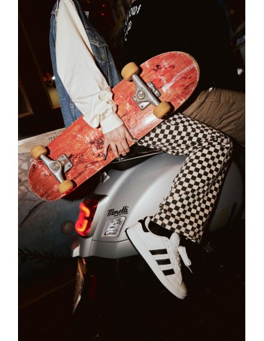 Sneakers Mixtes - Adidas Campus 00's - Blanc / Noir - IF8761