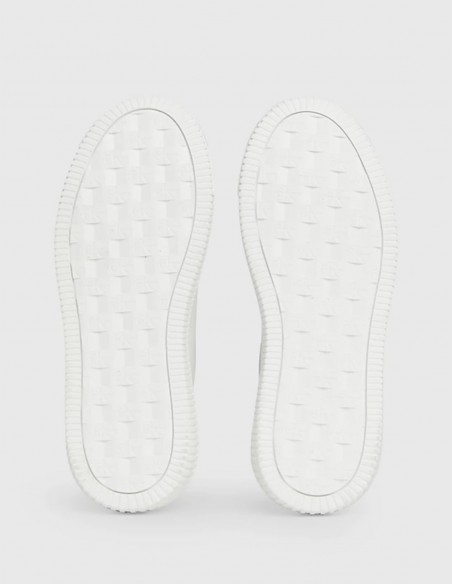 Baskets femme Calvin Klein Chunky Cupsole Low Blanches YW01410-01W