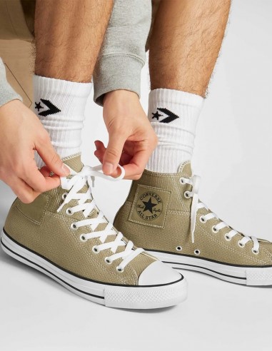 Converse Chuck Taylor All Star Hautes Vert Olive - Look Moderne et Texture Unique