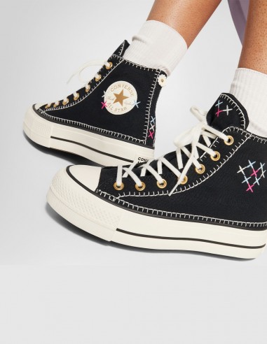 Converse Chuck Taylor Hautes Noires | Baskets Icôniques avec Détails Colorés