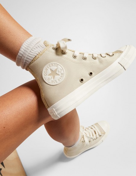 Converse Chuck Taylor All Star Hautes Beige - Style Minimaliste et Confort