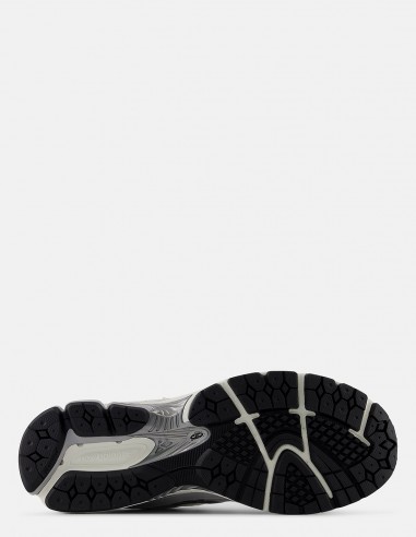 Baskets New Balance 2002R en Gris : Confort Élégant et Technologie Avancée| HYLTON