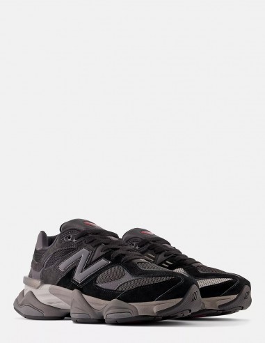 Sneakers New Balance 9060 en Noir | Style et Confort Quotidien | Hylton