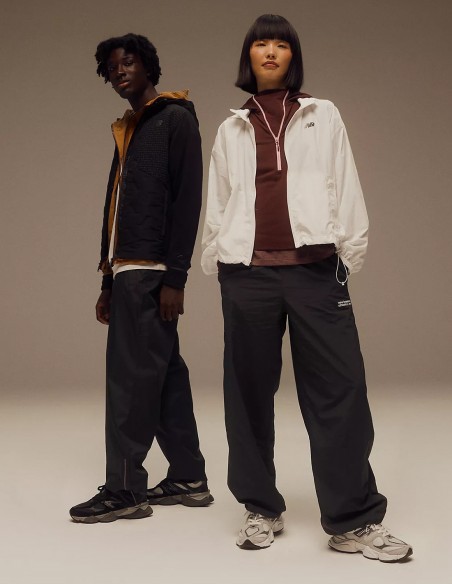 Sneakers New Balance 9060 en Noir | Style et Confort Quotidien | Hylton