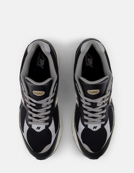 New Balance 2002R : Baskets Polyvalentes pour le Quotidien