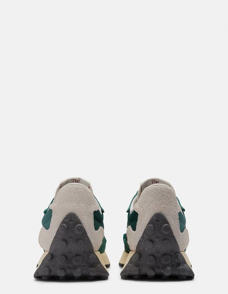 Découvrez les Sneakers New Balance 327 | Style et Confort | Hylton