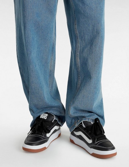 Vans Hylane en Cuir Noir et Blanc - Confort et Style Urbain - Hylton.fr