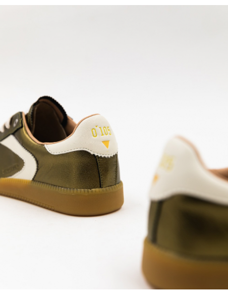 Sneakers Nova Khaki Metallic : Une Touche de Brilliance - Hylton.fr