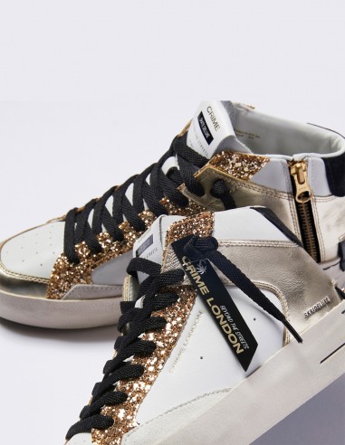 Sneakers Montantes Crime London Sk8 Deluxe Or et Blanche - Audace et Élégance