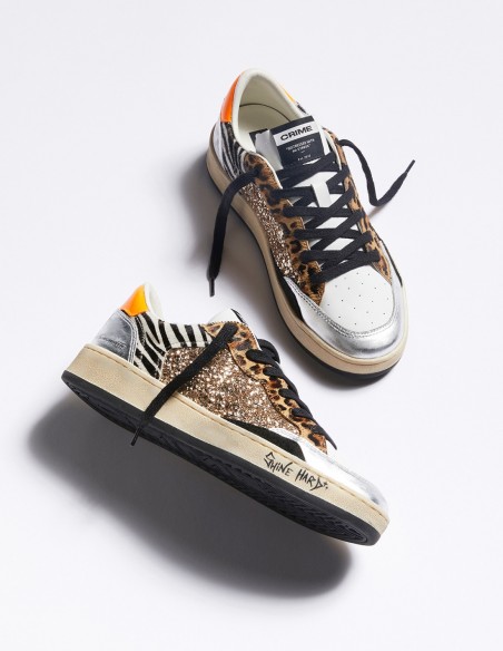 Sneakers Crime London Sk8 Deluxe Animalier et Paillettes - Brillez avec Style