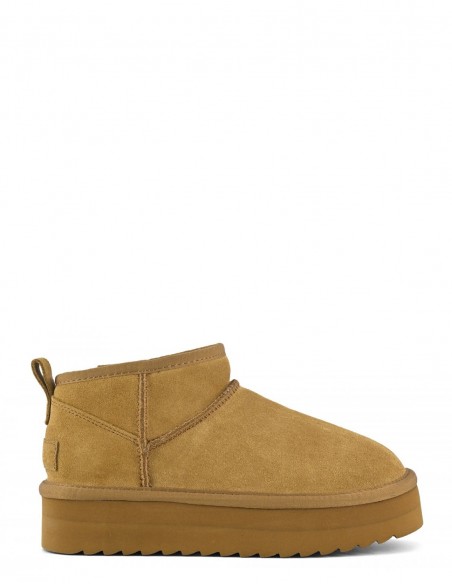Colors Of California Platfrom Winter Boot In Suede