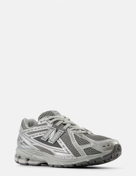 New Balance 1906R Gris Métallisé - Performance et Style Futuriste