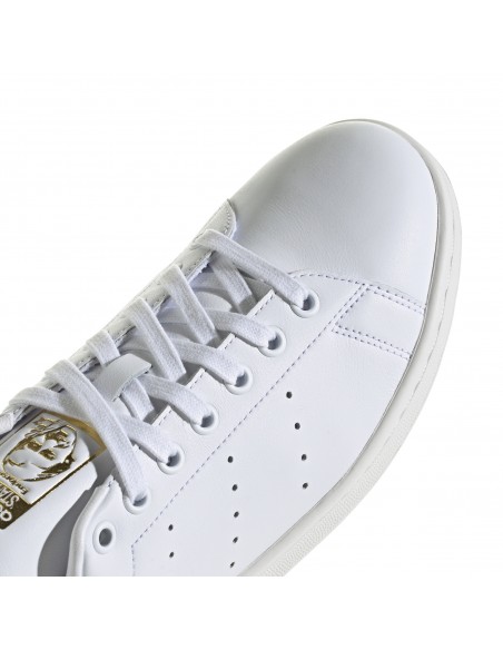 Sneakers Adidas Stan Smith blanches et empiècement suède gris homme