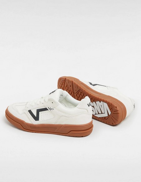 Sneakers Vans Upland Homme - Style skate polyvalent - Hylton.fr