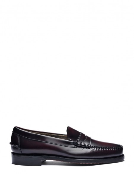 Mocassins Sebago Classic Dan femmr en cuir bordeaux au style casual
