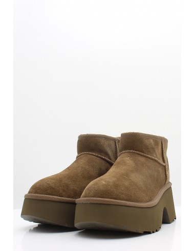 Boots fourrés UGG Platform Mini en suède marron  avec semelle épaisse