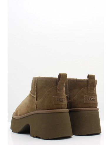 Boots fourrés UGG Platform Mini en suède marron  avec semelle épaisse