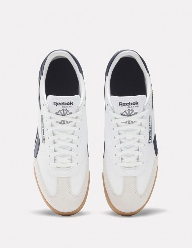 Baskets Reebok Campio XT mixte blanches et marines au style classique