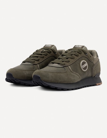 Baskets Colmar Travis B - Baskets Homme en suède vert olive avec logo