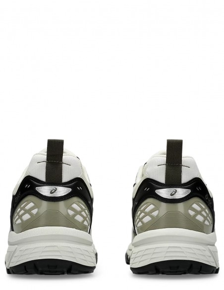 Sneakers Asics Gel-Nunobiki - Noires et blanches avec semelle caoutchouc