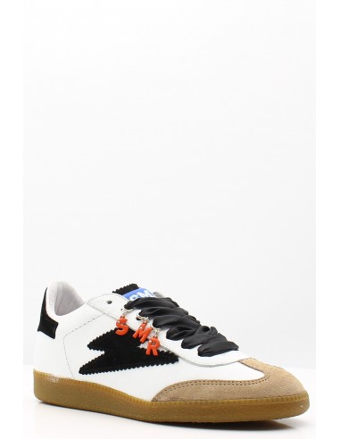 Baskets SMR23 Aslan - Baskets blanches et noires aux détails distinctifs