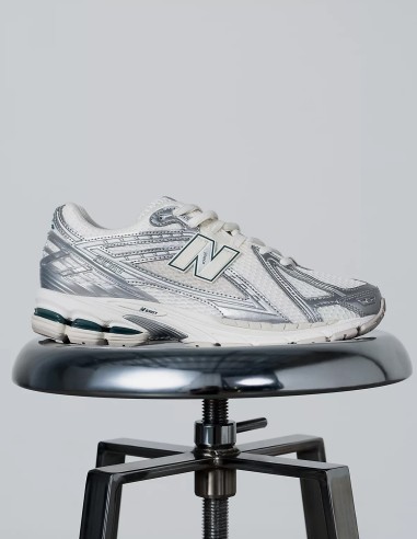 New Balance M1906REE - Sneakers Rétro et Performantes