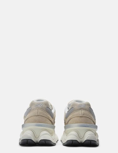 New Balance Femme 9060 Beige - Sneakers modernes et confortables