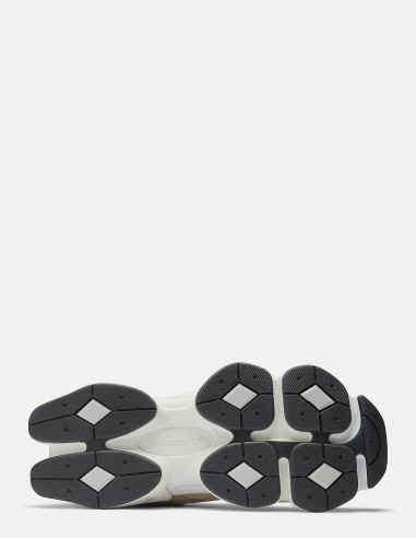 New Balance Femme 9060 Beige - Sneakers modernes et confortables