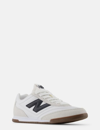 Baskets New Balance RC42 Unisexe - Cuir blanc et détails noirs
